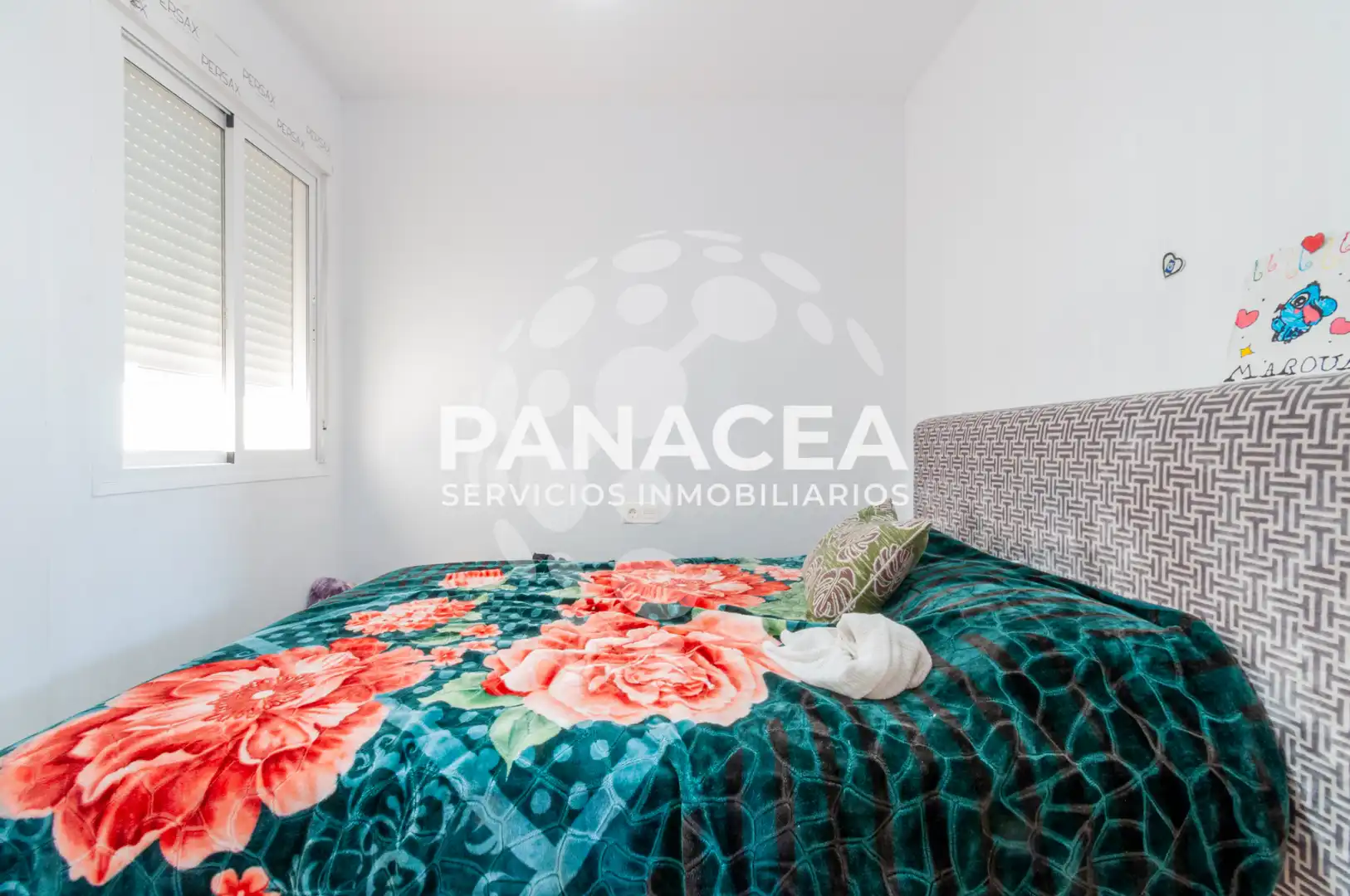 Habitación de Piso en venta en Roquetas de Mar con Amueblado, Horno y Lavadora