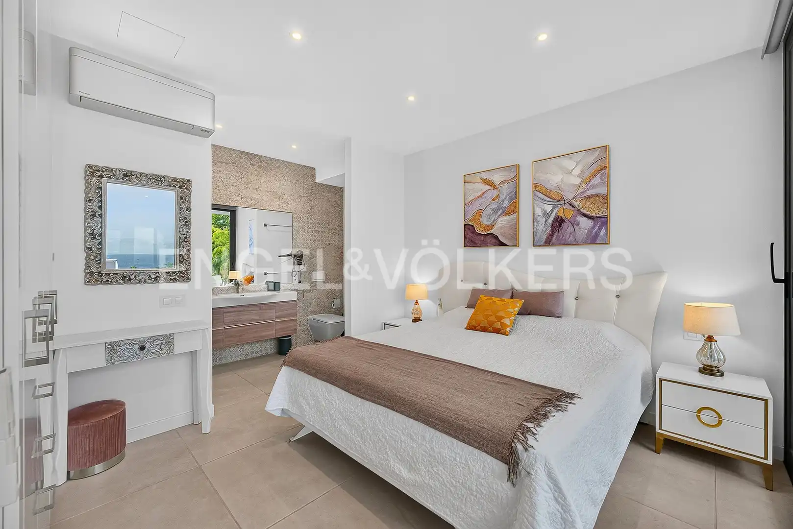Bedroom of Houses for sale in Adeje  with Air Conditioner, Terrace and Swimming Pool