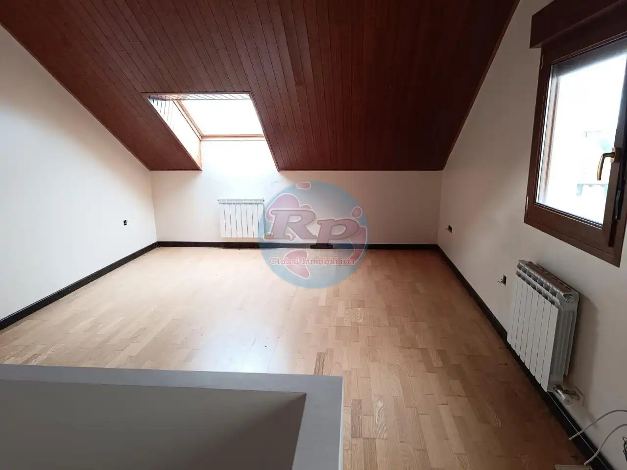 Casa o chalet en venta en Sariegos con Calefacción, Jardín privado y Parquet
