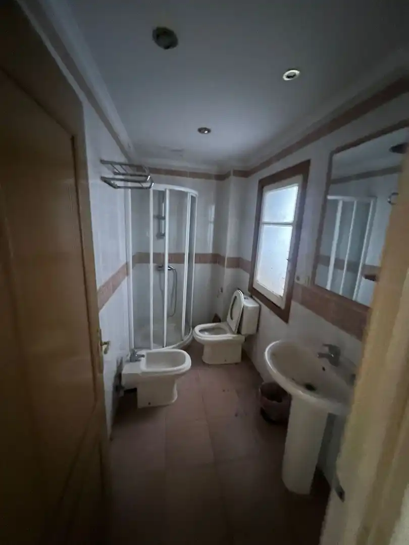 Bathroom of Buildings for sale in Briviesca