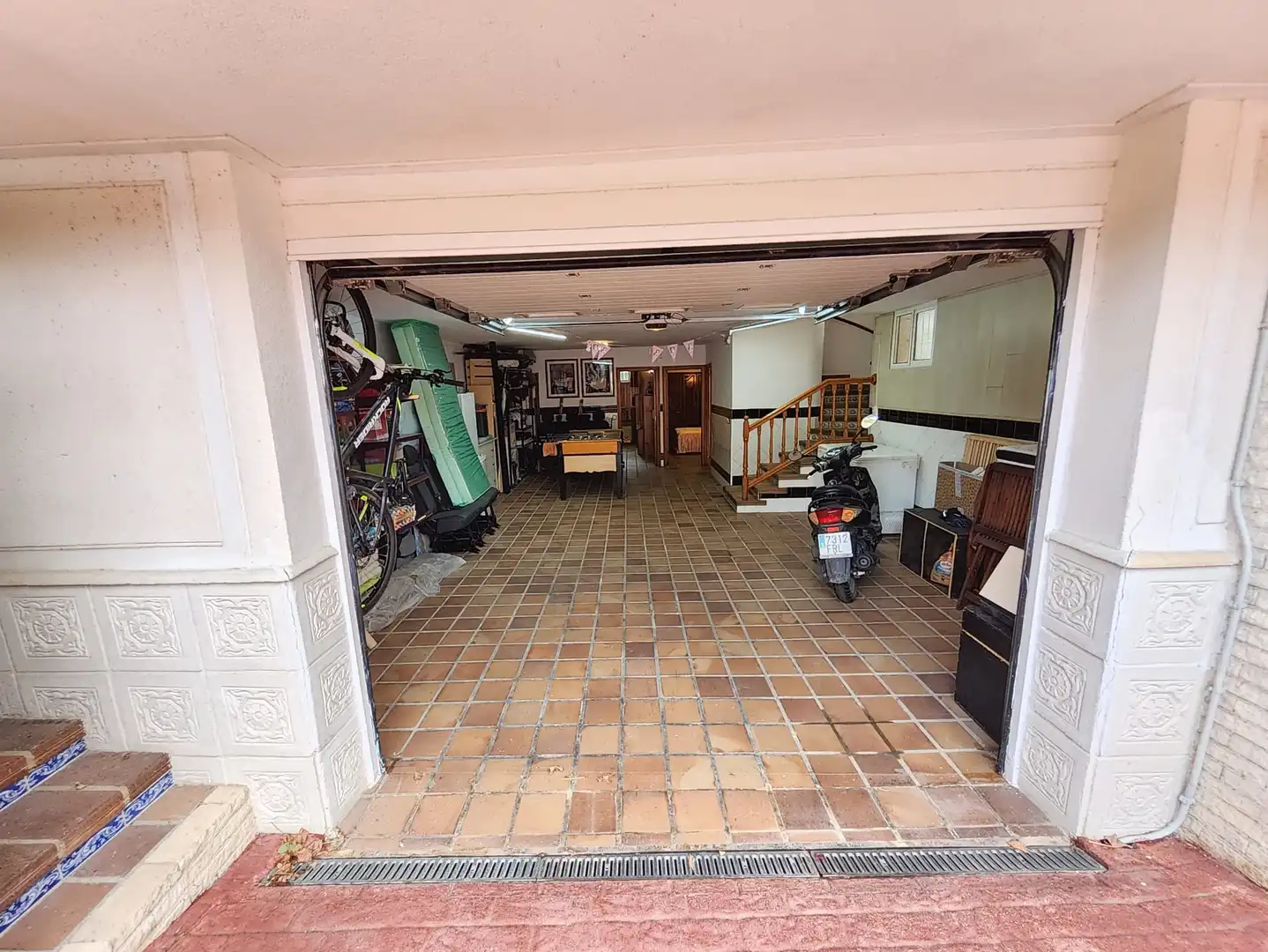Houses for sale in San Vicente del Raspeig / Sant Vicent del Raspeig  with Storage room, Swimming Pool and Community pool
