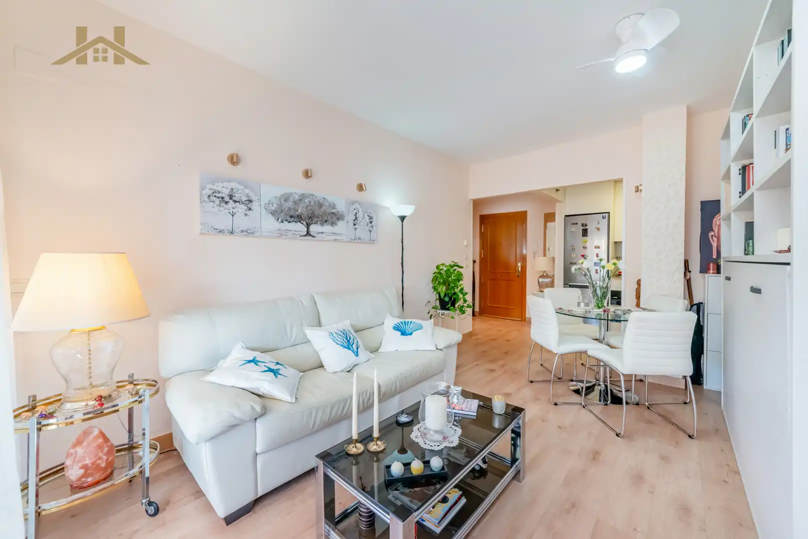 Flat with pool for sale in Calle Jazmines