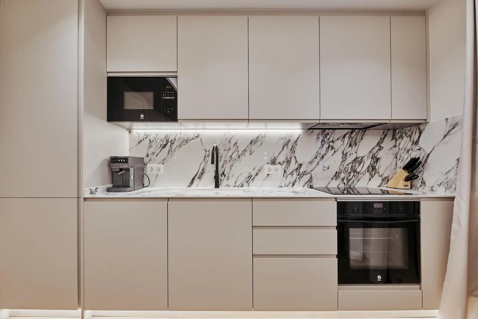 Kitchen of Flat for sale in Madrid  with Air Conditioner, Heating and Furnished