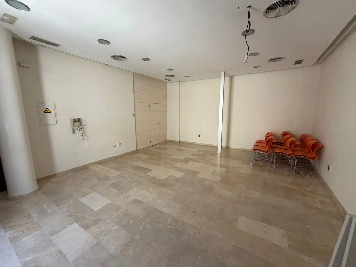 Oficina amb ascensor de lloguer a Calle Villamartín 9, imagen 2