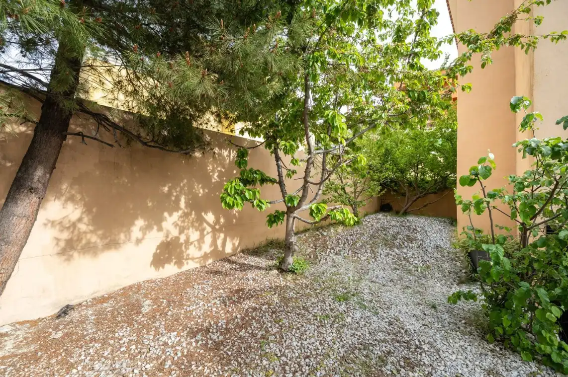 Jardín de Casa o chalet en venta en La Zubia con Aire acondicionado, Calefacción y Jardín privado