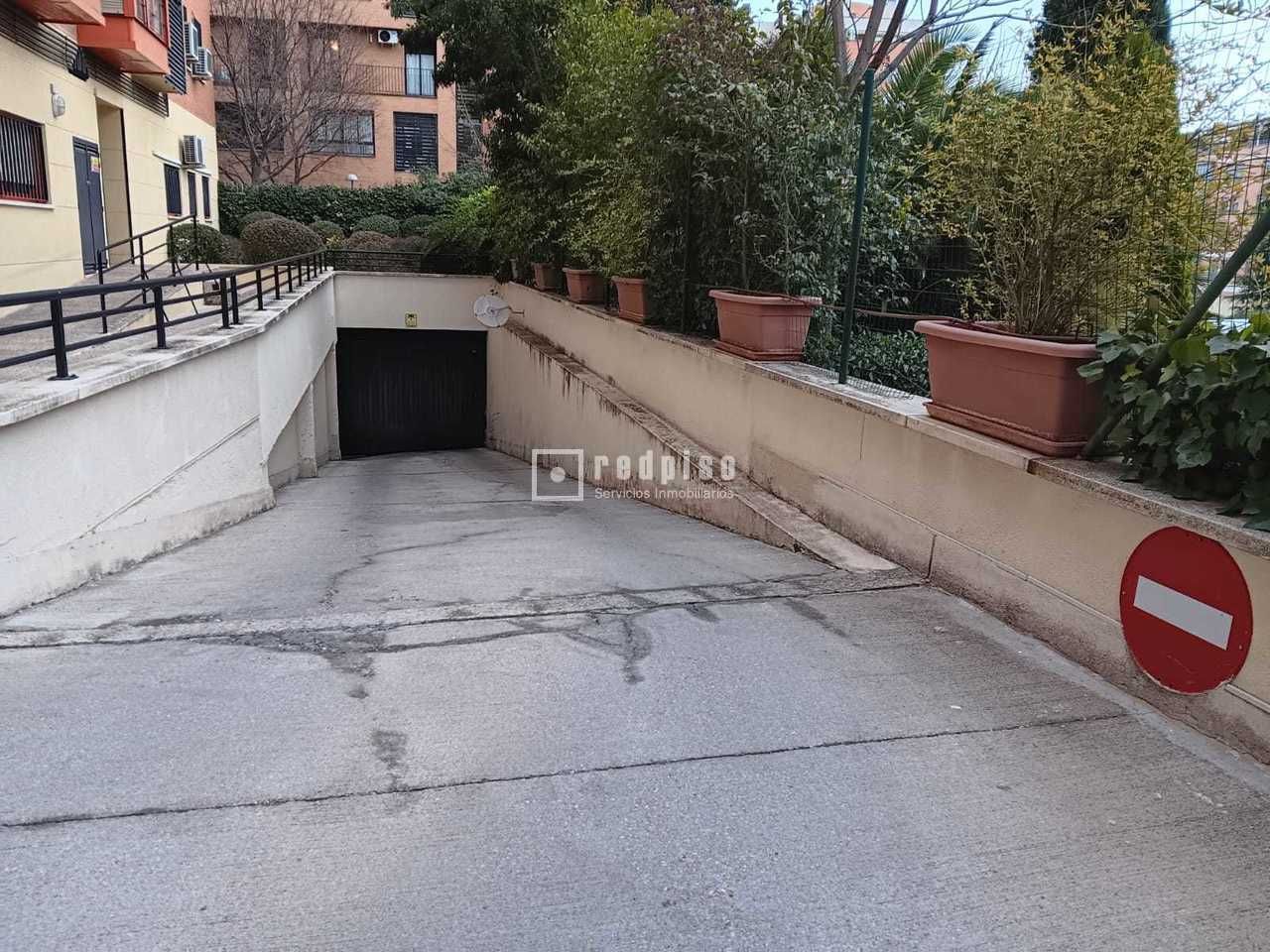 Aparcament de Garatge en venda en  Madrid Capital