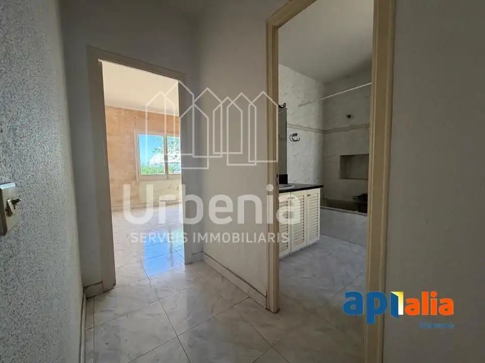 Habitación de Casa o chalet en venta en Vilassar de Mar con Trastero y Piscina