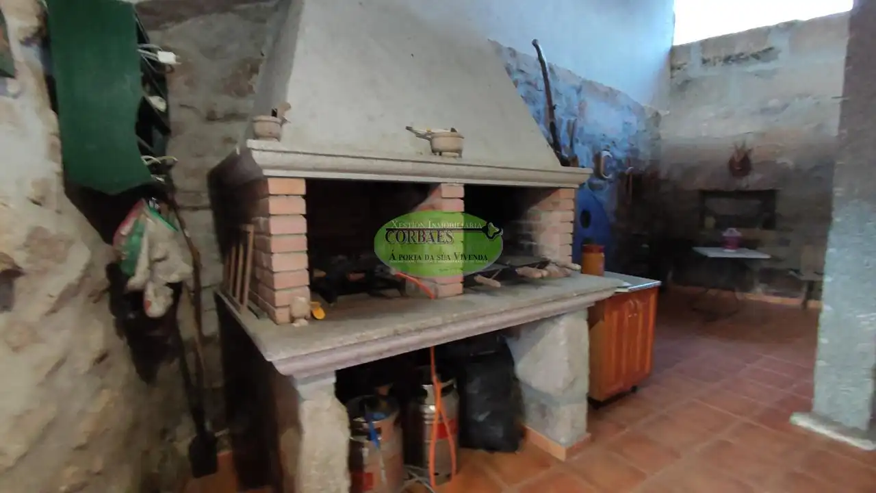 Cuina de Casa o xalet en venda en Paderne de Allariz amb Calefacció, Jardí privat i Parquet