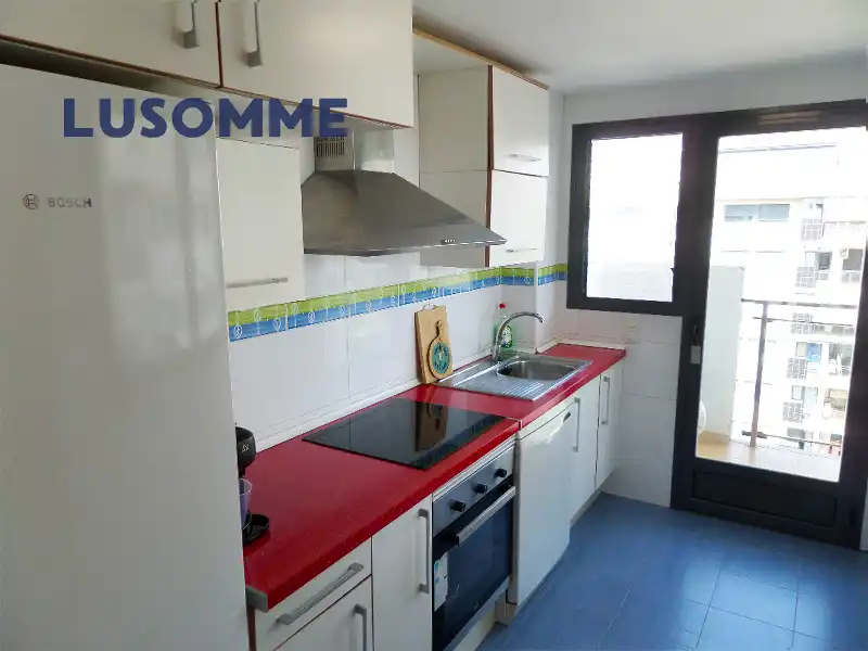 Küche von Maisonette zum Verkauf in Oropesa del Mar / Orpesa mit Klimaanlage, Terrasse und Abstellraum