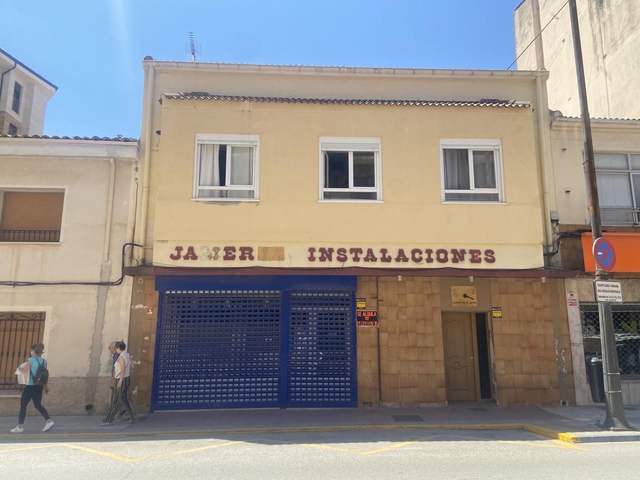 Vista exterior de Edifici en venda en Tarancón