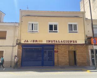 Vista exterior de Edifici en venda en Tarancón