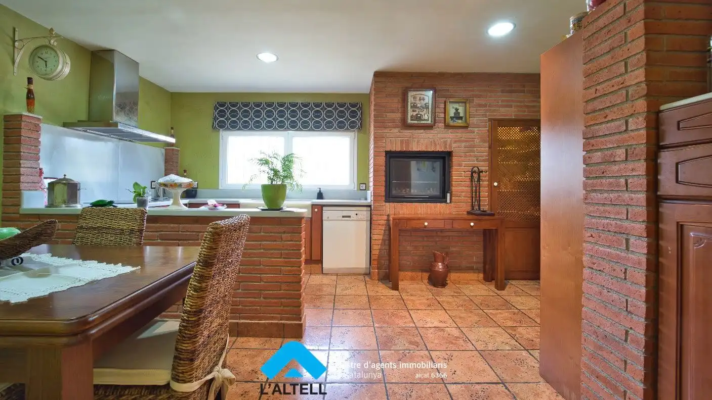 Kitchen of Houses for sale in L'Ametlla del Vallès  with Air Conditioner, Heating and Private garden