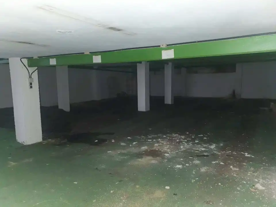 Business premises for sale in Este, imagen 12