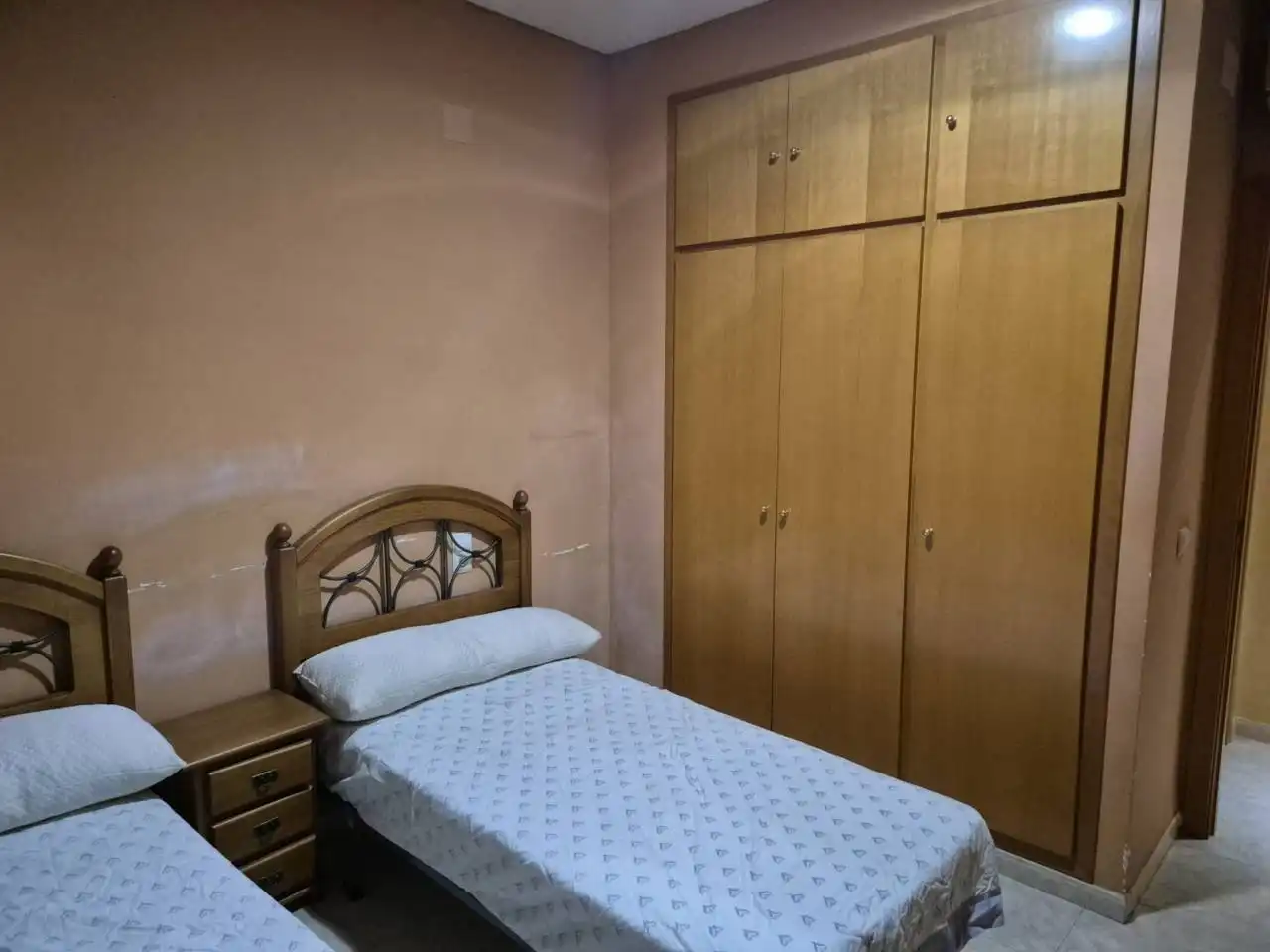 Habitación de Piso en venta en Valencia con Balcón