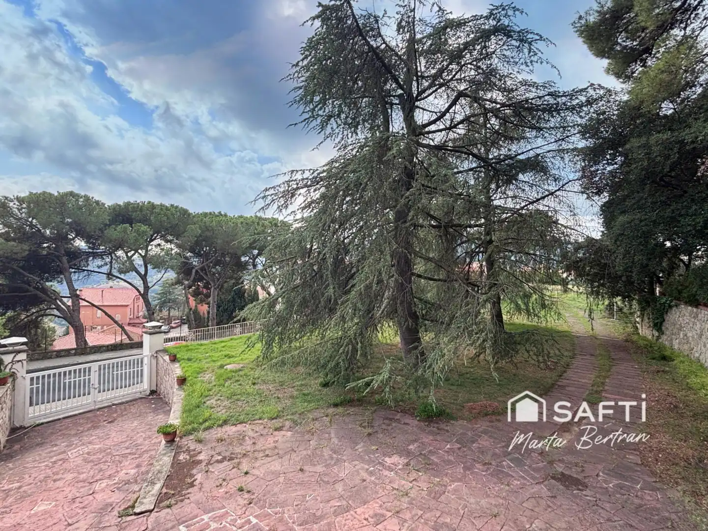 Finca rústica en venta en Sant Feliu de Codines con Calefacción, Terraza y Piscina