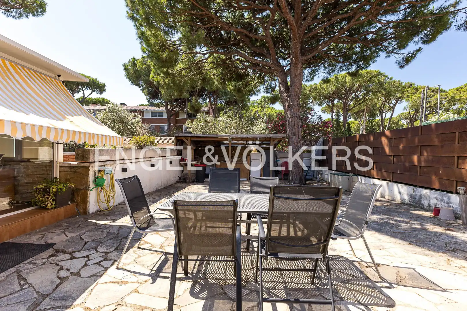 Terrassa de Casa o xalet en venda en Gavà amb Calefacció, Jardí privat i Terrassa