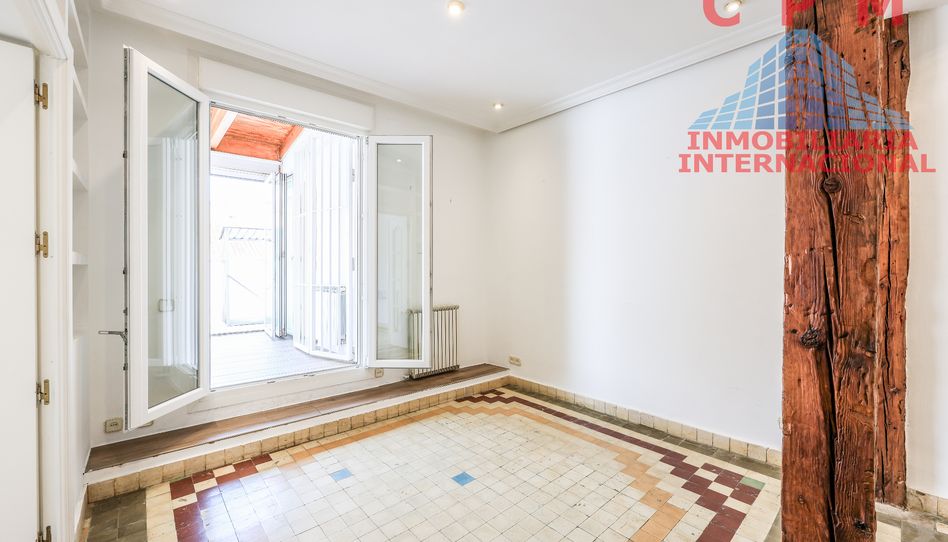 Piso de alquiler en Sol - Imagen 4