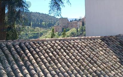 Exterior view of Single-family semi-detached for sale in  Granada Capital  with Terrace