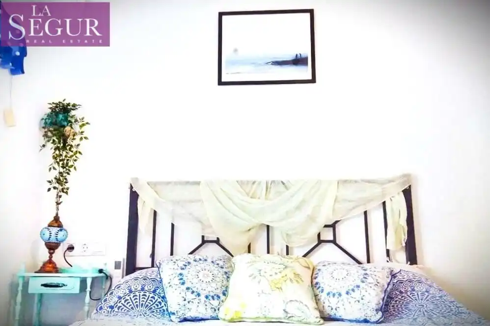 Habitación de Ático en venta en Cádiz con Aire acondicionado, Terraza y Amueblado