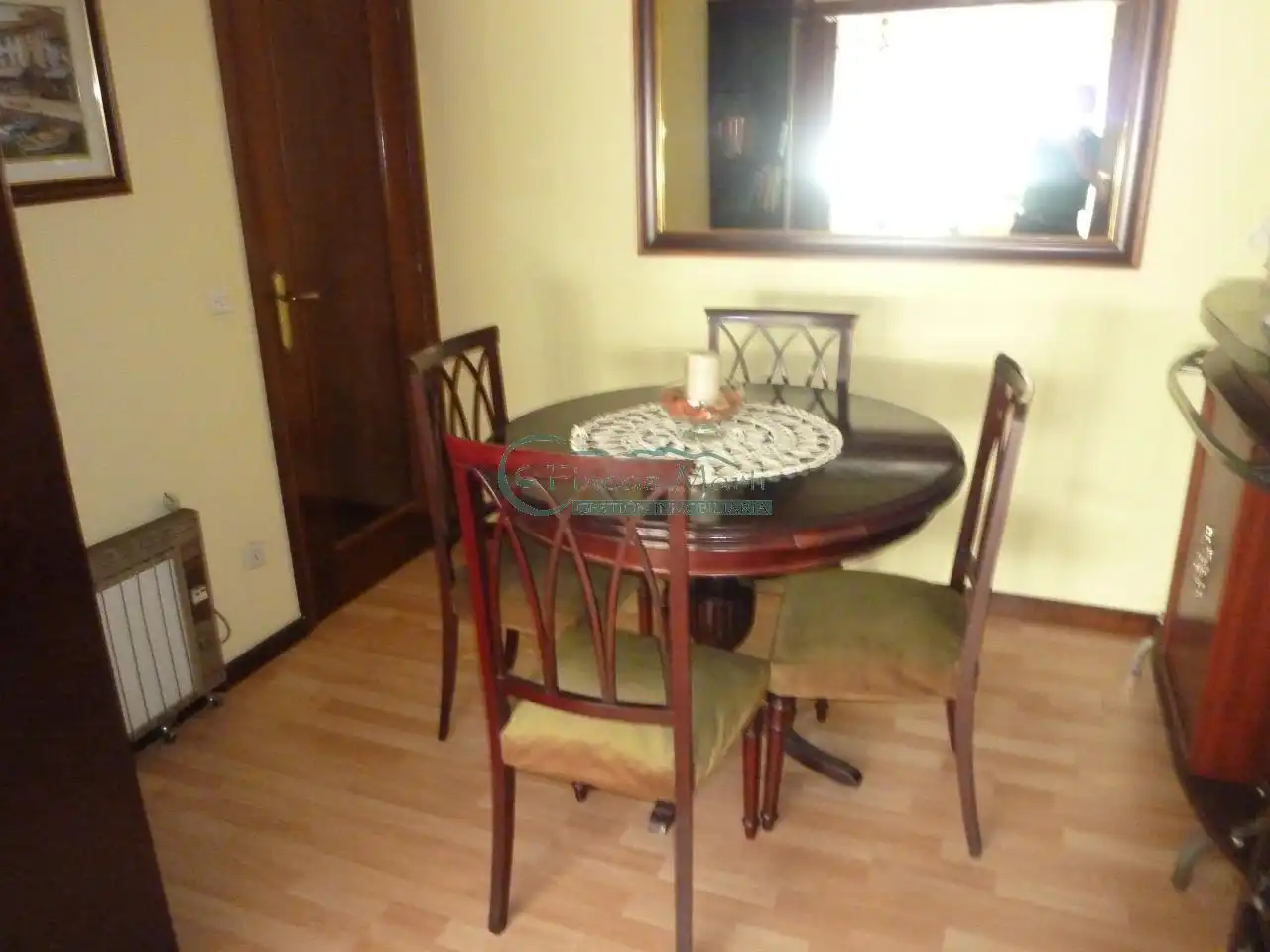 Comedor de Piso de alquiler en Vigo  con Calefacción, Trastero y Amueblado
