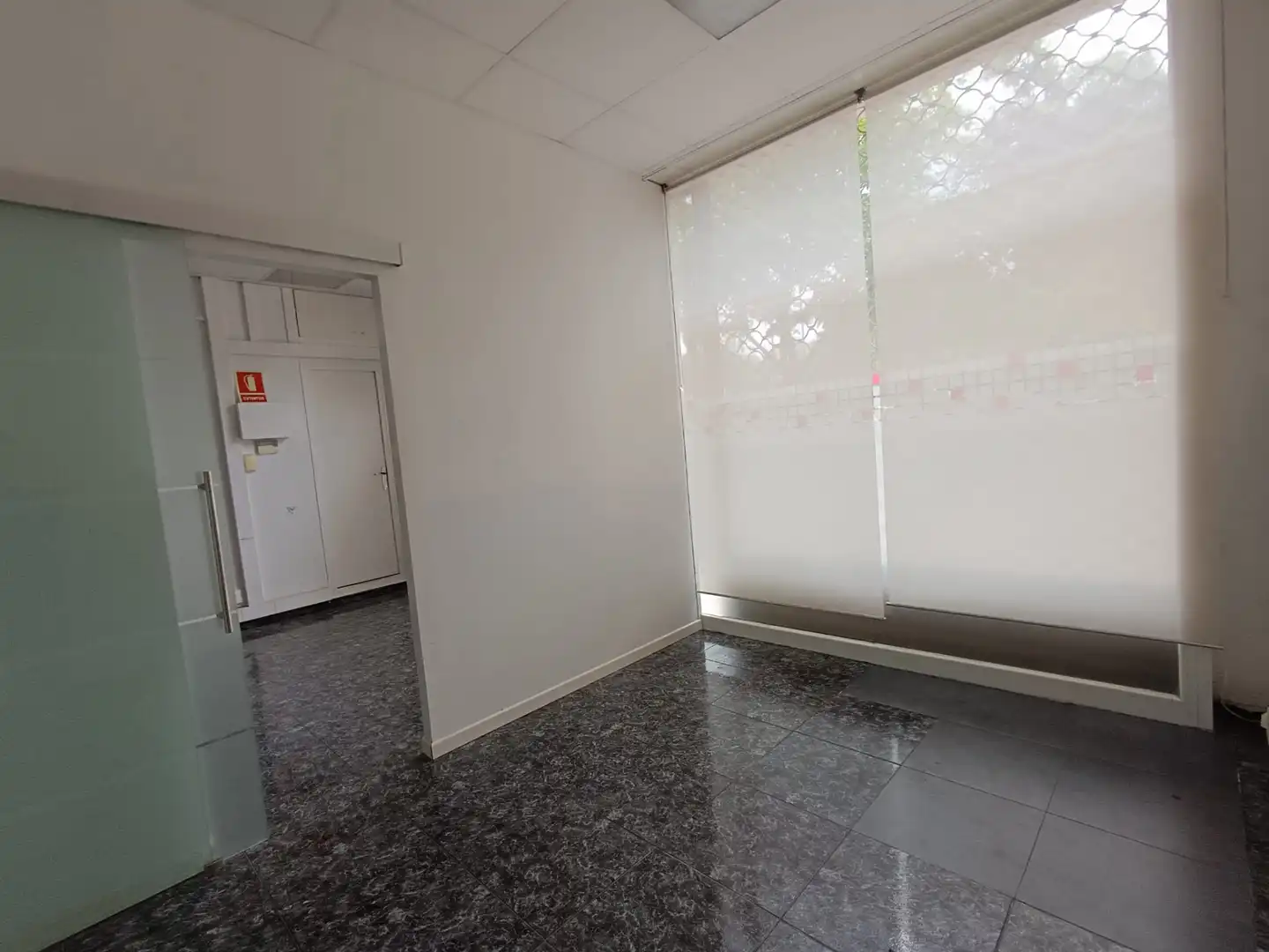 Commercial properties for rent in L'Hospitalet de Llobregat  with Alarm