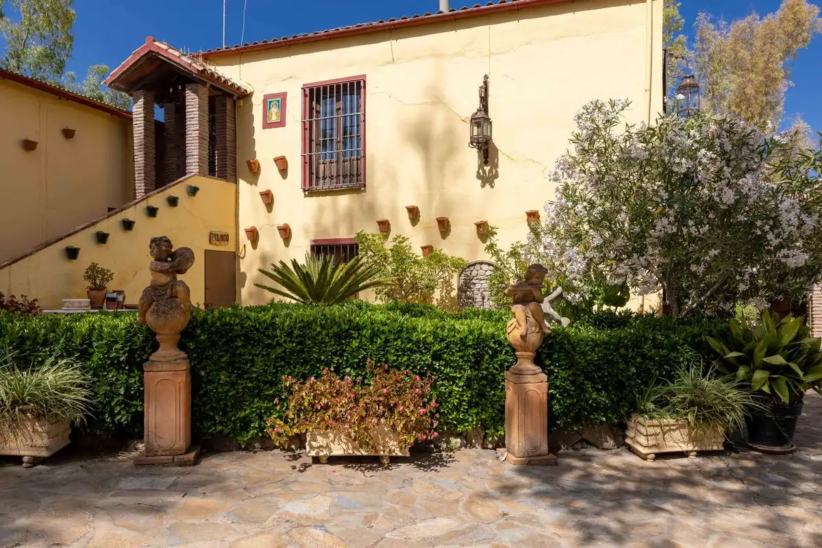 Außenansicht von Country house zum Verkauf in Olvera mit Klimaanlage, Heizung und Privatgarten