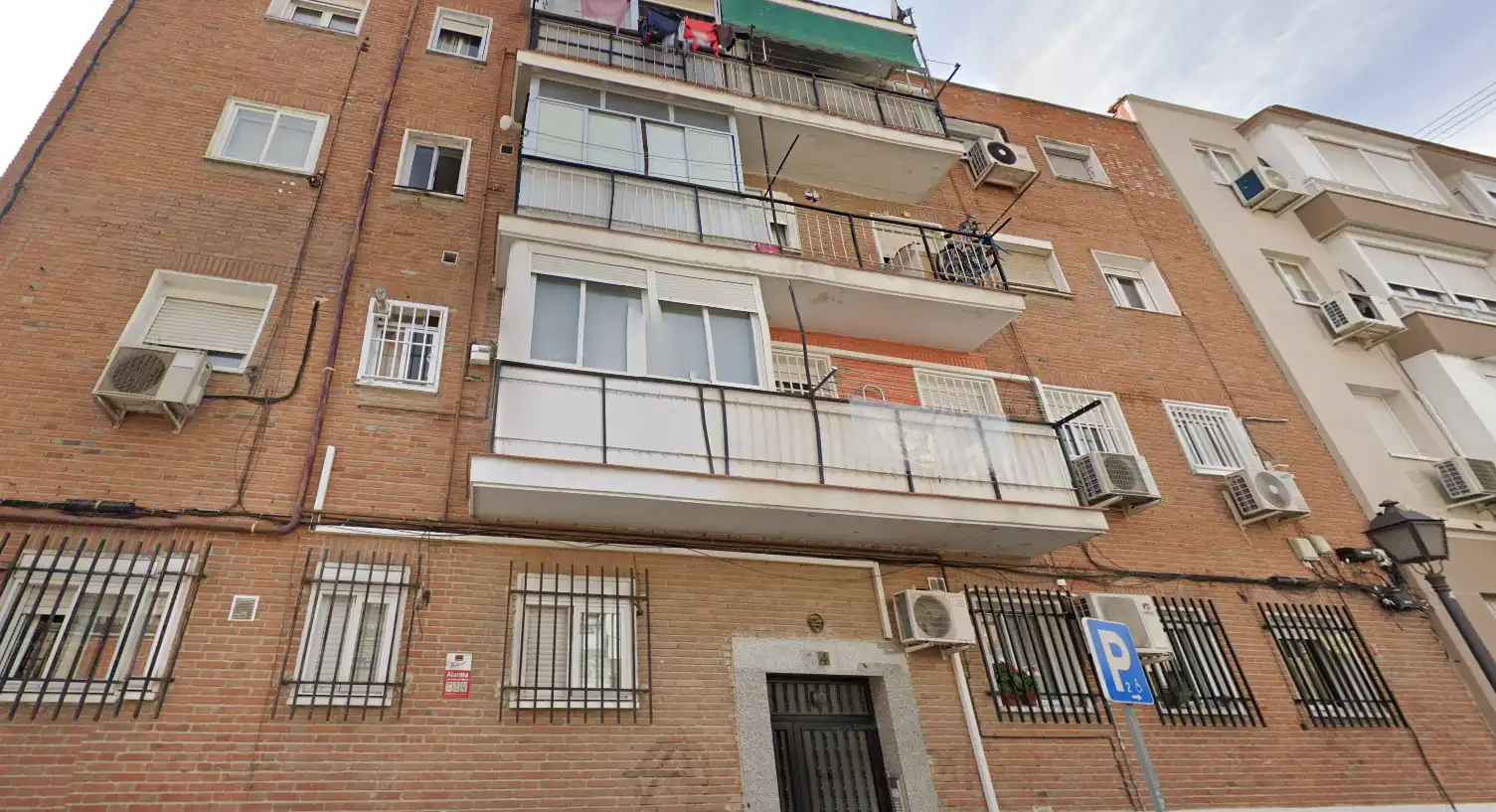 Vista exterior de Casa o chalet en venta en Madrid