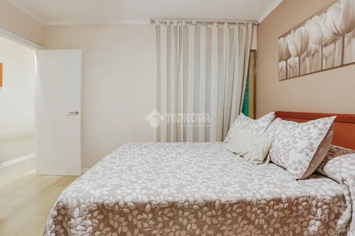 Habitación de Piso en venta en Ripollet con Aire acondicionado, Calefacción y Balcón