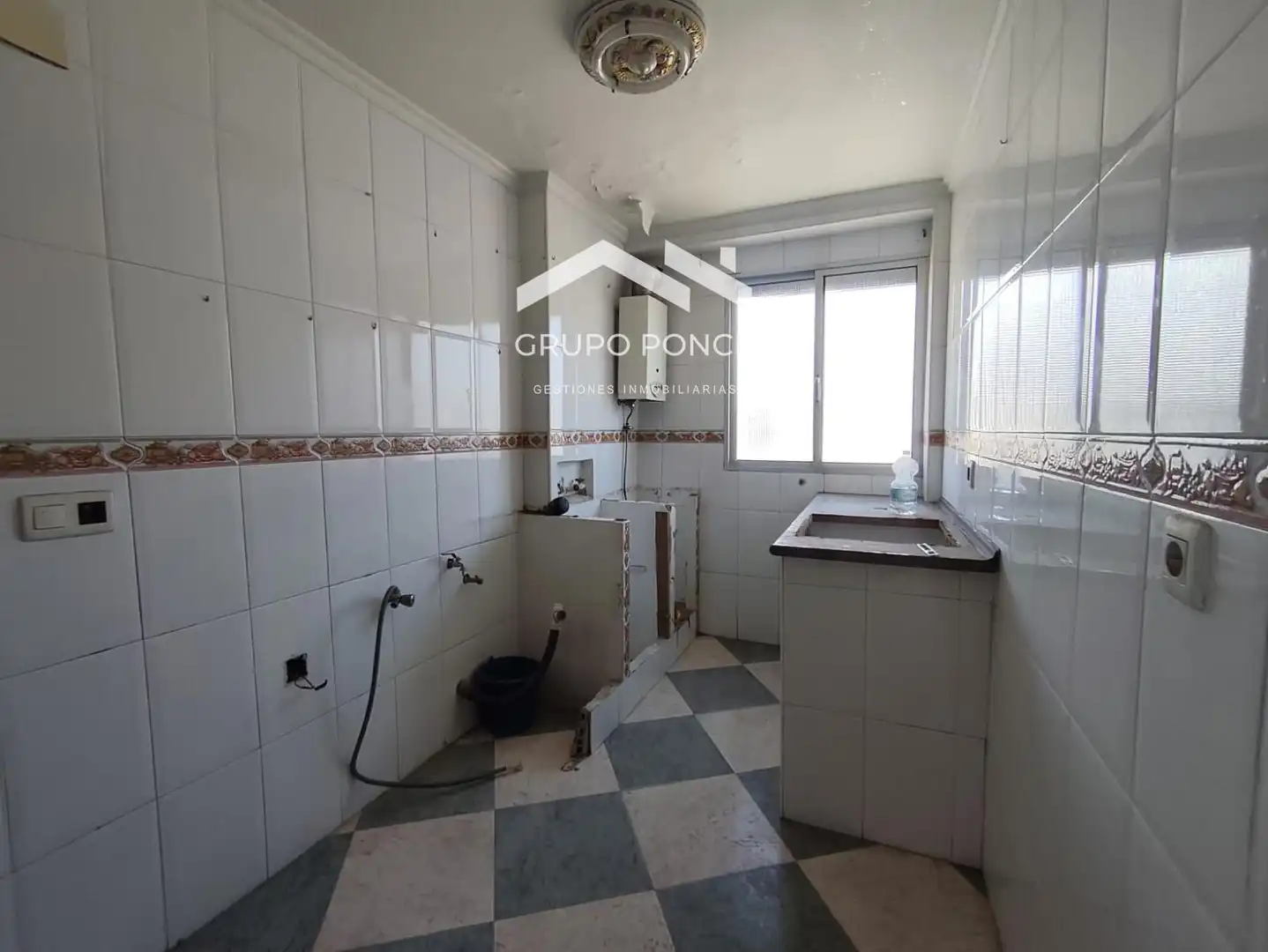 Flat for sale in Puertas del sur - Guadabajaque