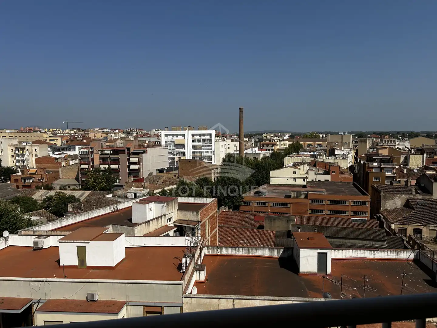 Vista exterior de Pis en venda en Valls amb Moblat i Balcó