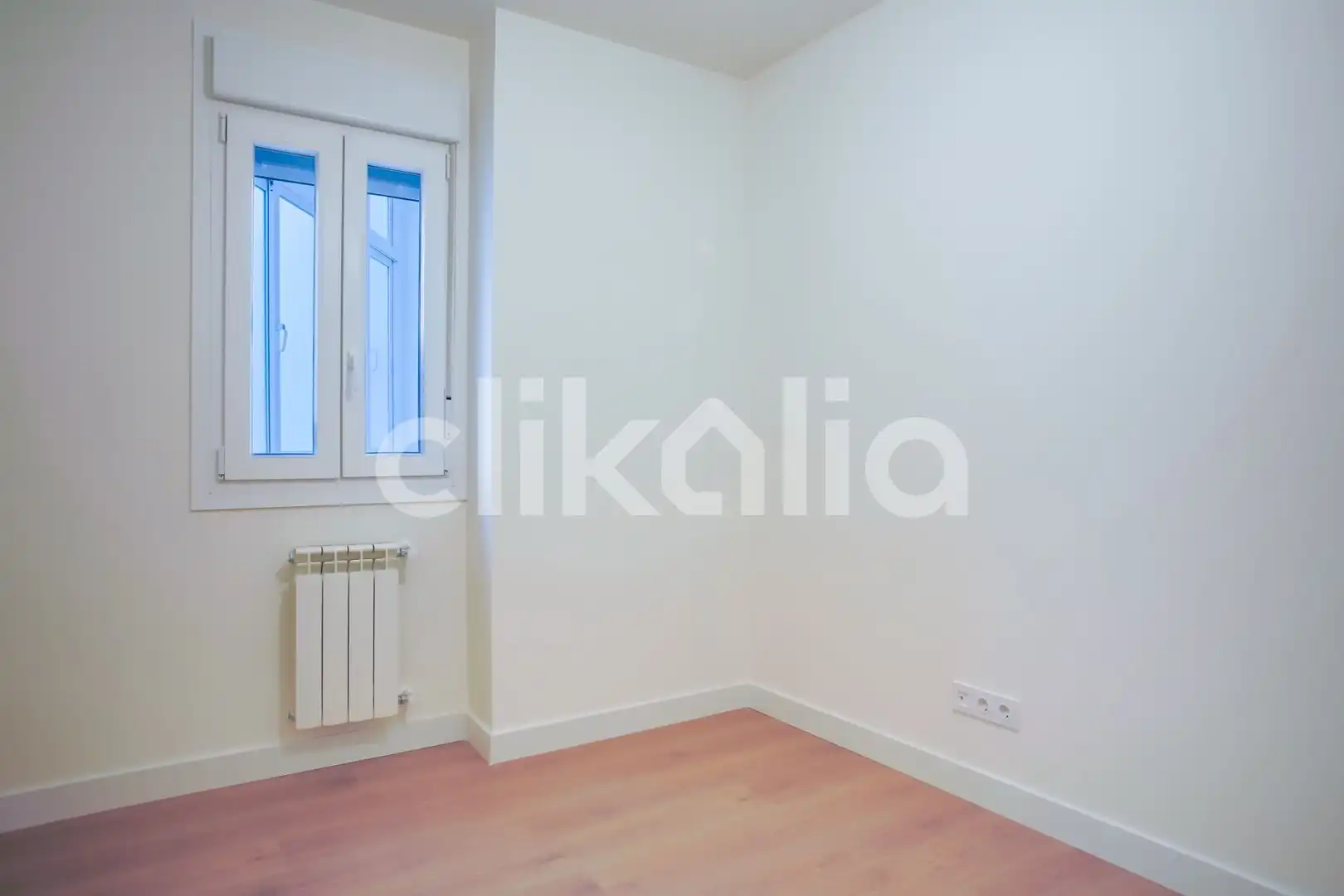 Habitación de Piso en venta en Madrid con Aire acondicionado y Calefacción