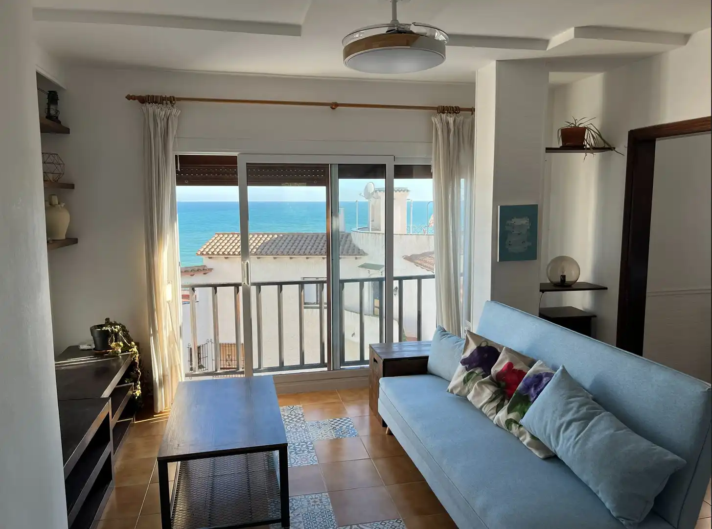 Sala d'estar de Dúplex en venda en Sitges amb Terrassa, Traster i Moblat
