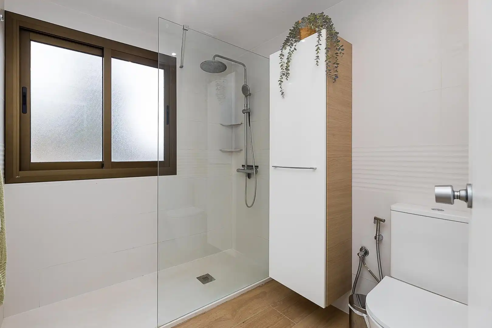 Bathroom of Flat for sale in  Palma de Mallorca  with Air Conditioner, Heating and Parquet flooring