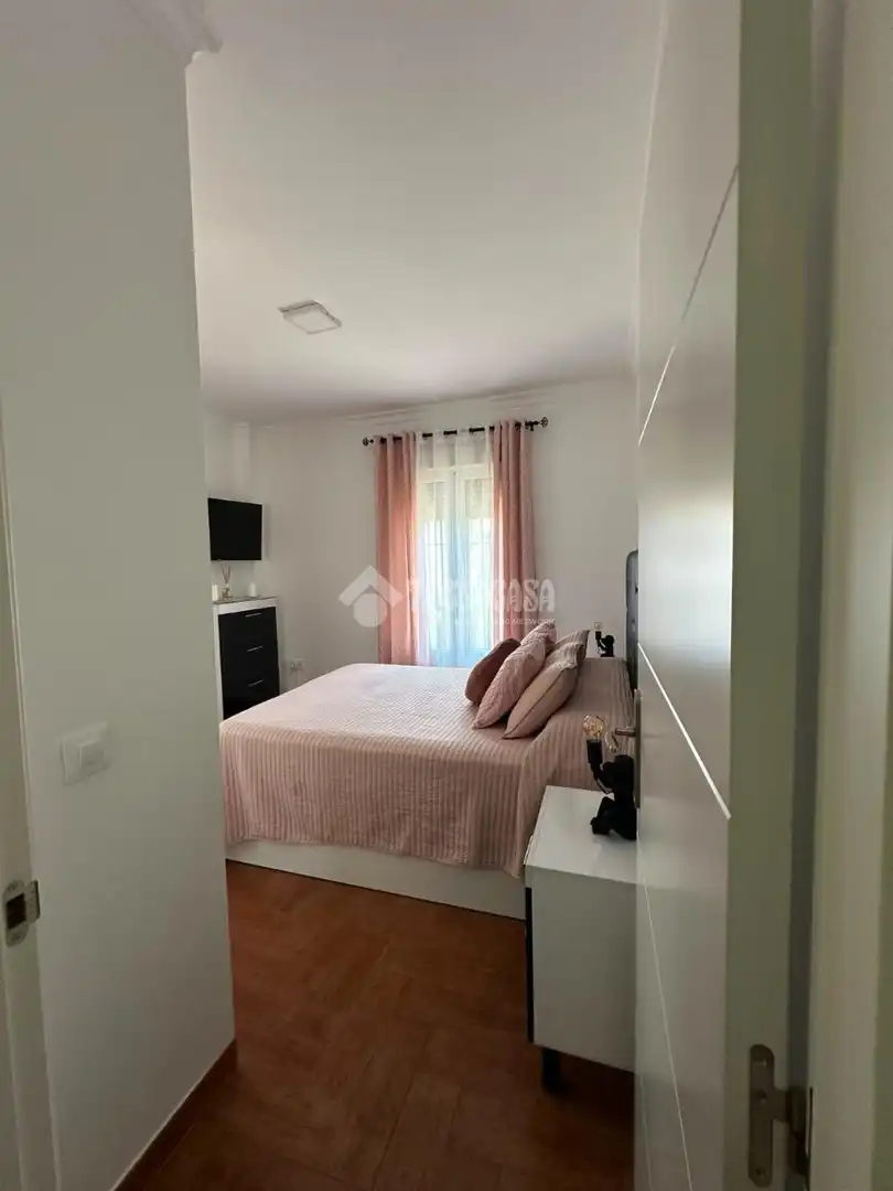 Dormitori de Pis en venda en Arcos de la Frontera amb Aire condicionat i Balcó