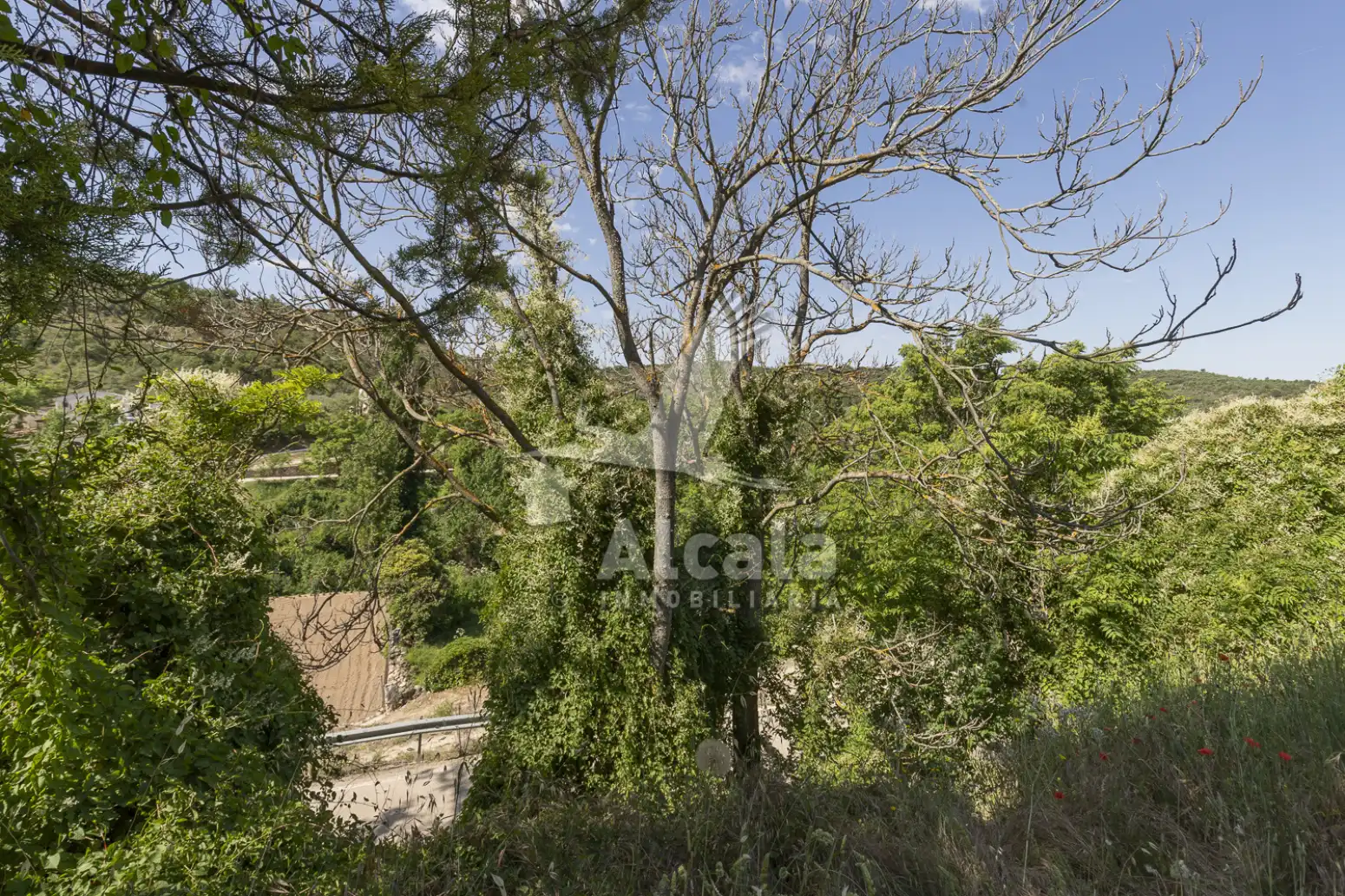 Jardín de Residencial en venta en Hueva