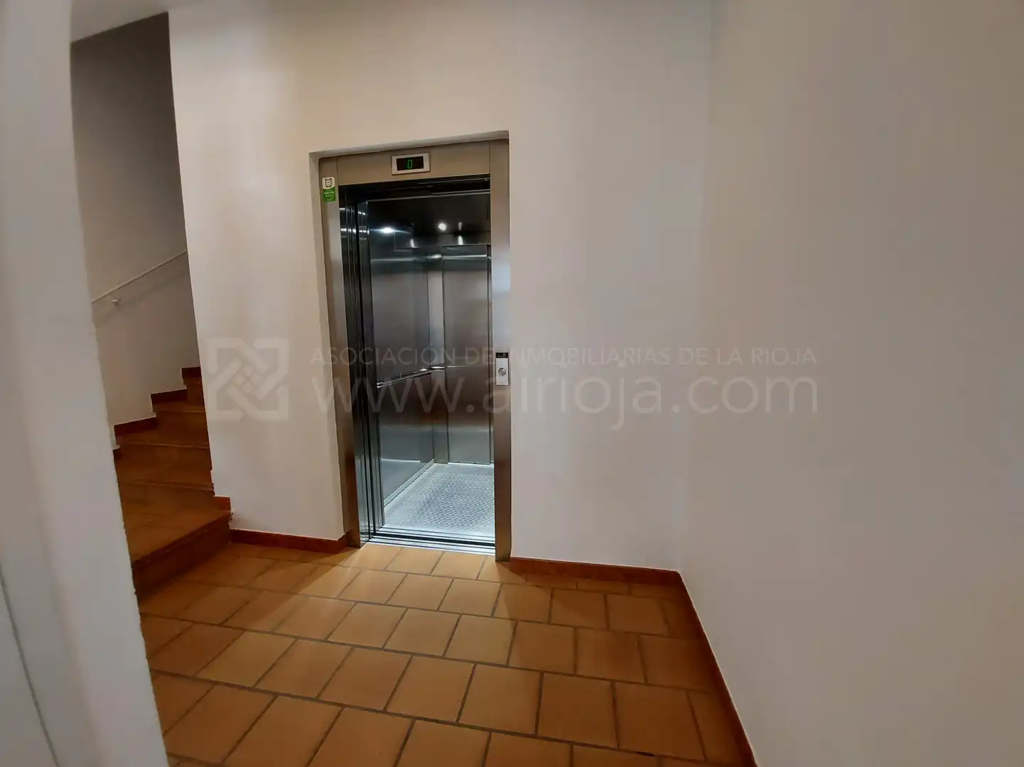 Piso de alquiler en  Logroño con Calefacción y Amueblado
