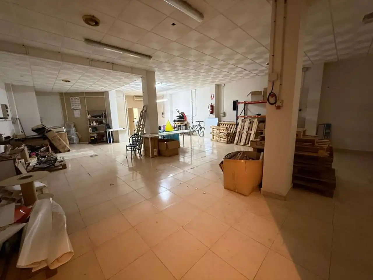 Gewerbefläche zum Verkauf in Calle Jardín