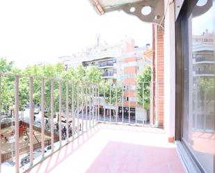 Exterior view of Flat for sale in Esplugues de Llobregat  with Air Conditioner, Heating and Terrace