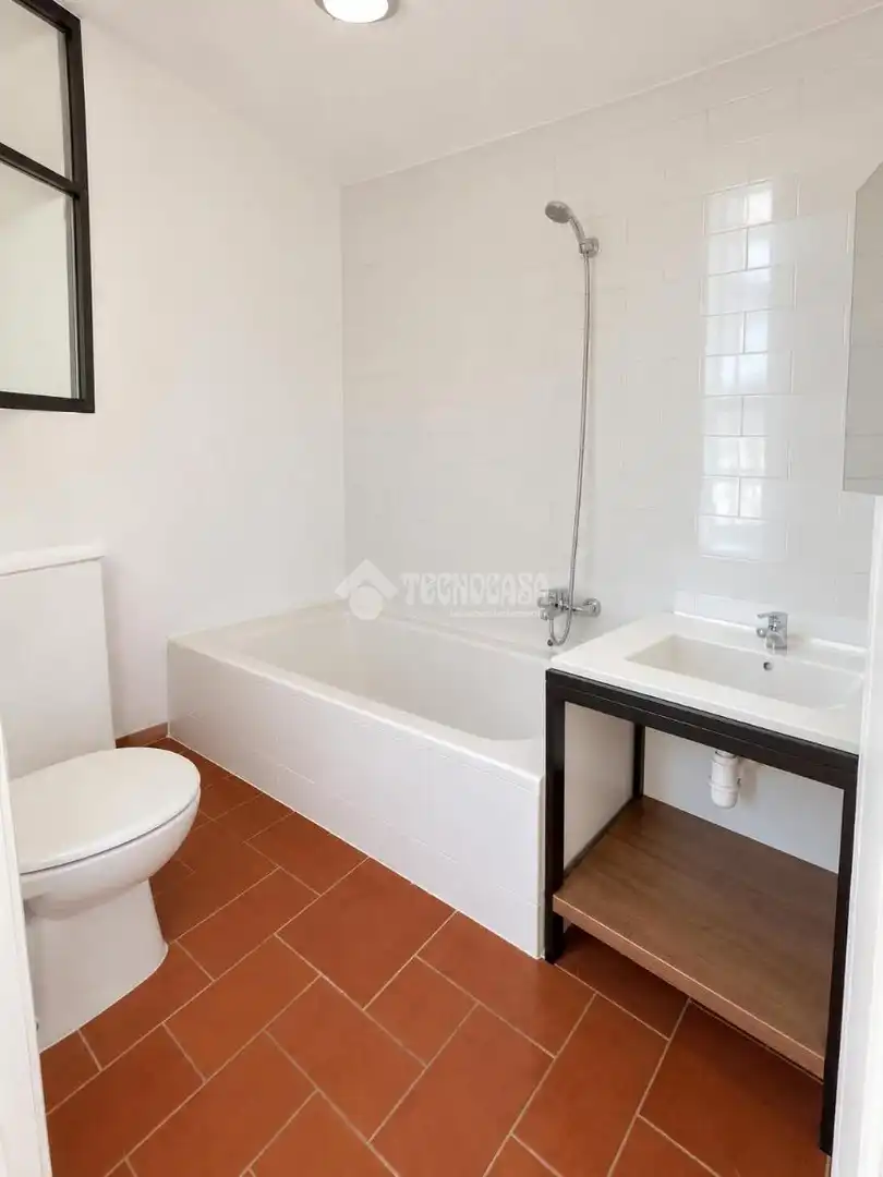Baño de Casa adosada en venta en Gelves, Sevilla