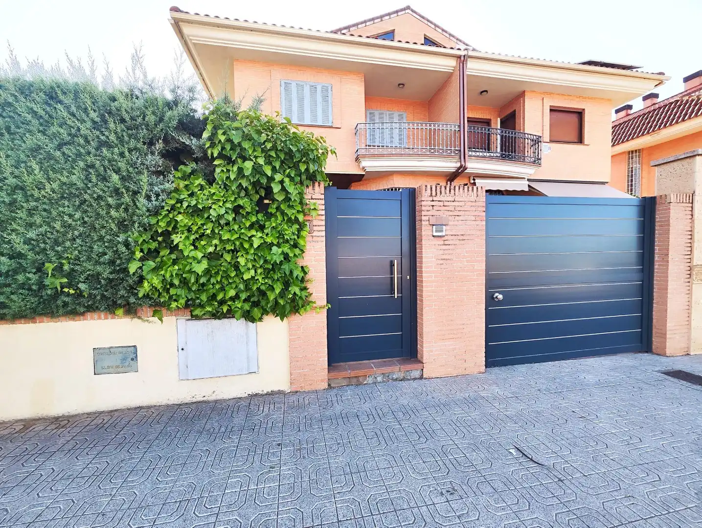 Vista exterior de Casa o chalet en venta en Puertollano con Aire acondicionado, Calefacción y Jardín privado