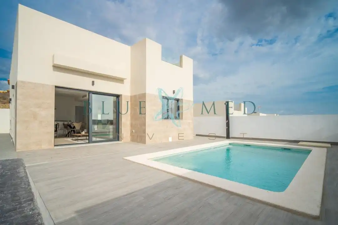 Chalet con piscina en venta en Calle Calle Silla de Posta, imagen 5