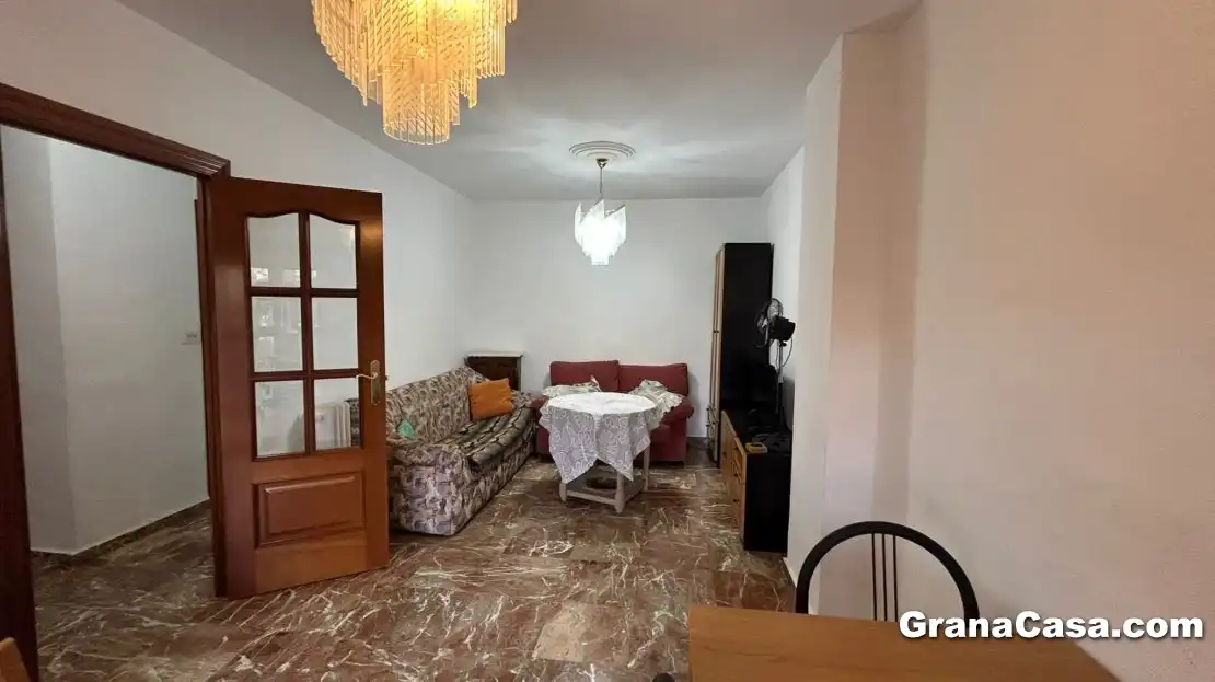 Living room of Flat for share in Granada  with Heating, Terrace and Furnished