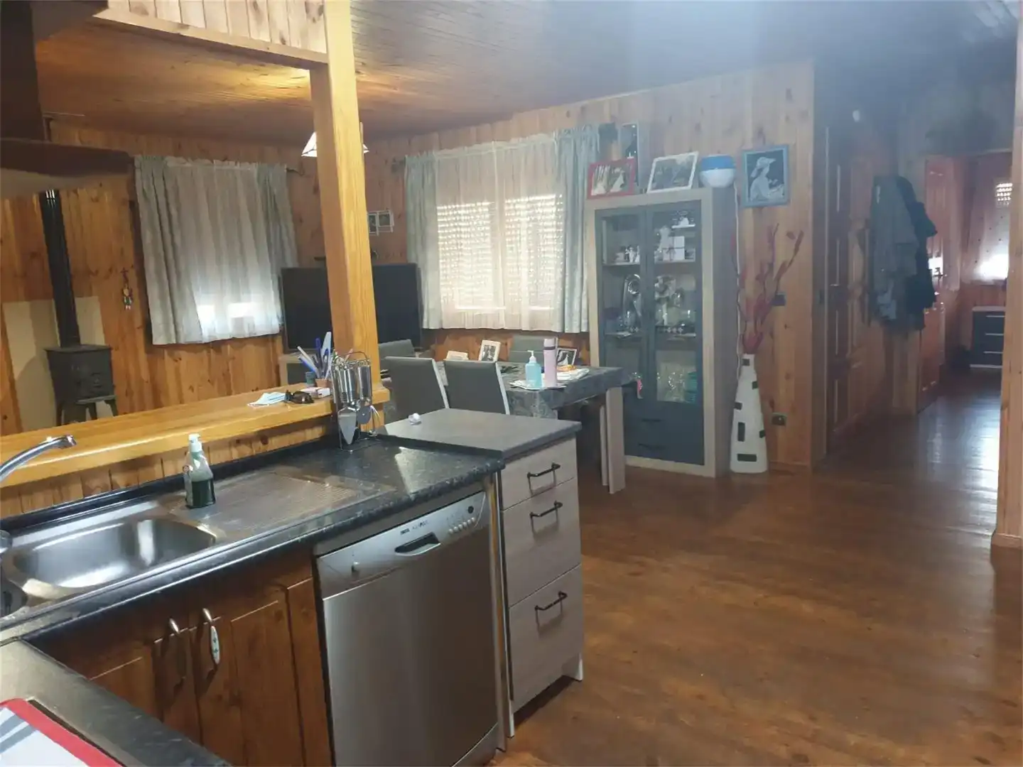Cuina de Casa o xalet en venda en Frumales amb Aire condicionat i Parquet