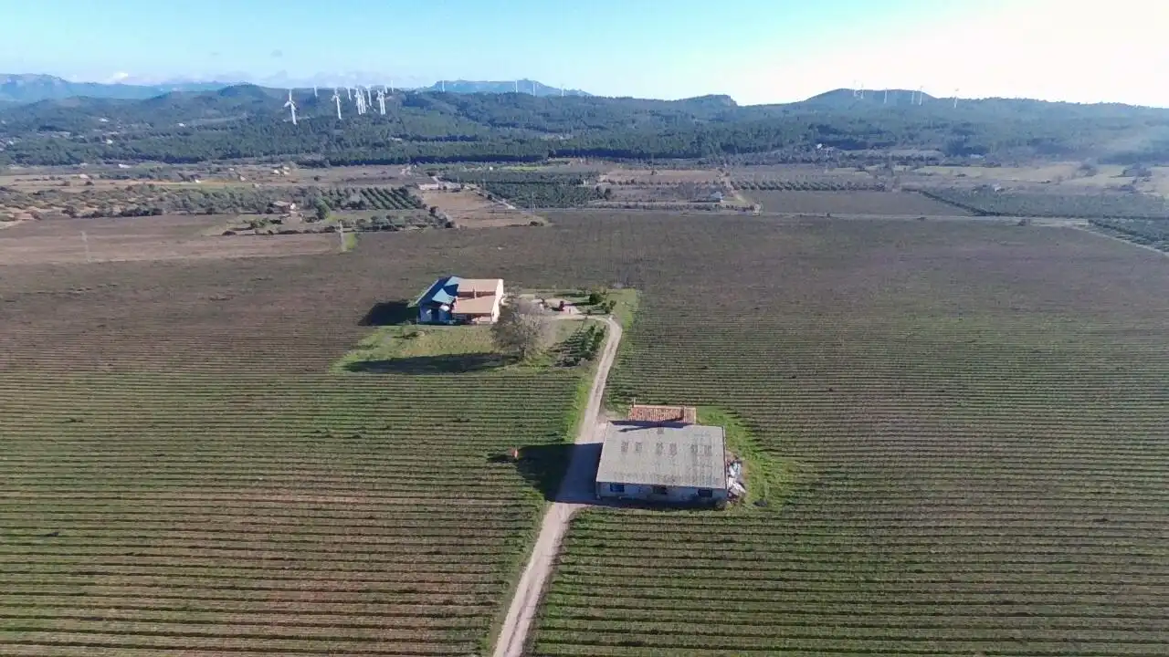 Finca rústica en venta en El Perelló con Jardín privado, Terraza y Trastero