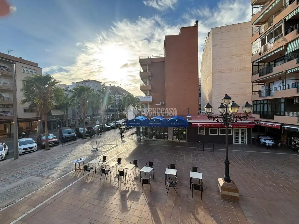 Appartamento in vendita a Puerto Deportivo, imagen 4