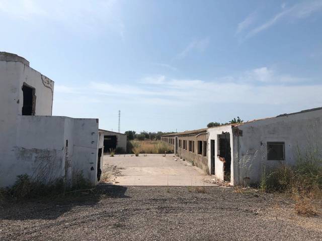 Nave industrial en Venta en N/A en Rossell