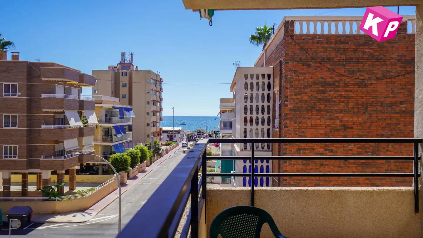 Flat for sale in Calle Huesca