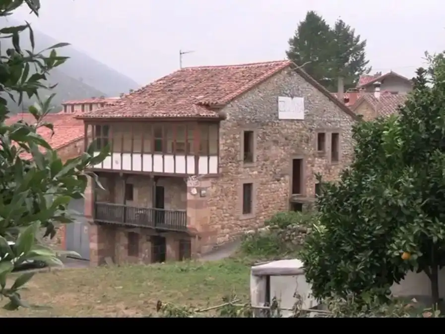 Vista exterior de Piso en venta en Rionansa, Cantabria