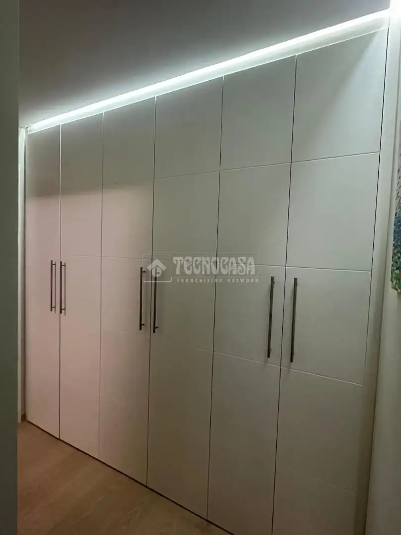 Bedroom of Flat for sale in Sevilla  with Air Conditioner, Heating and Furnished