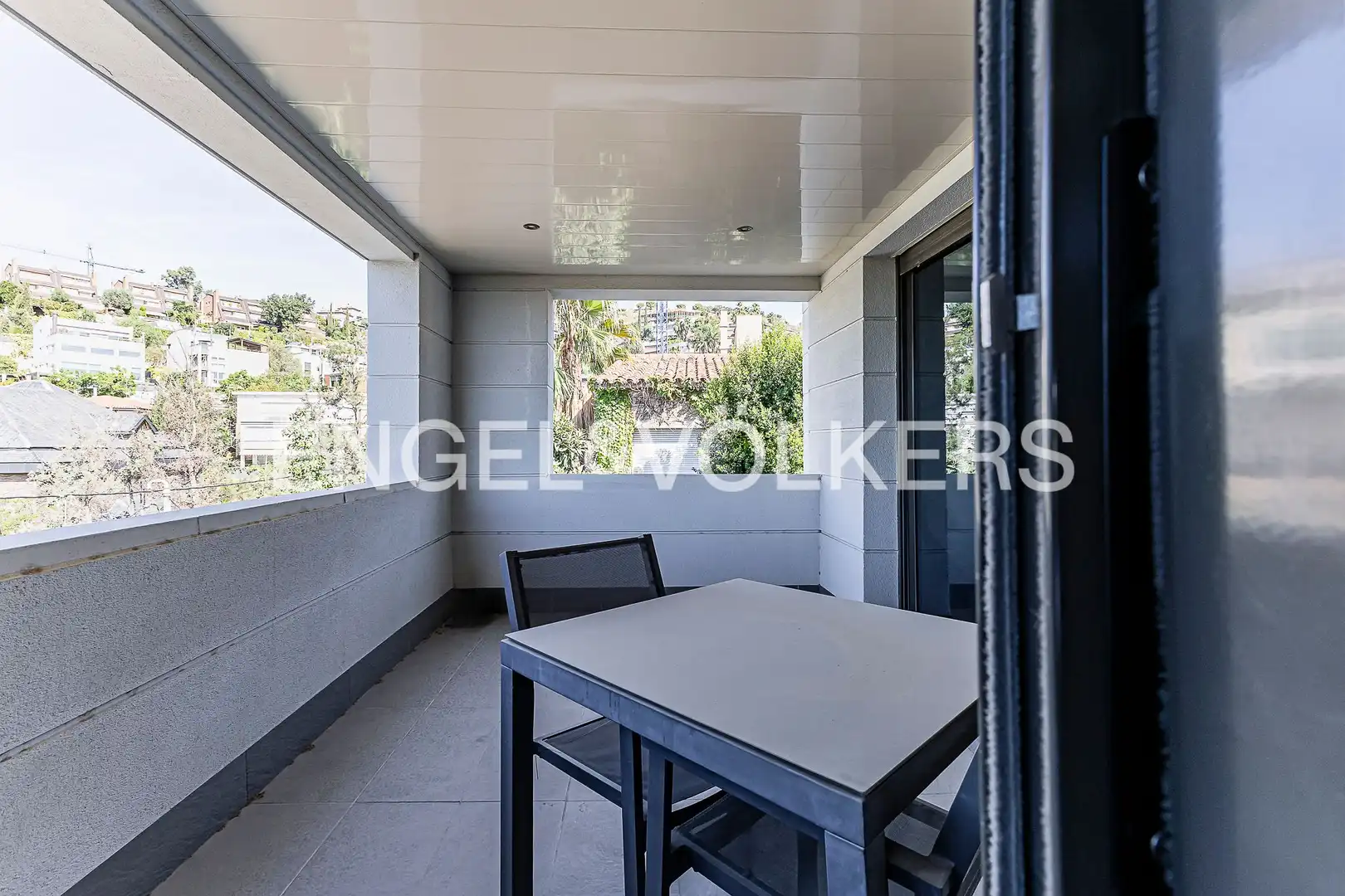 Balcony of Houses for sale in Esplugues de Llobregat  with Air Conditioner, Heating and Private garden